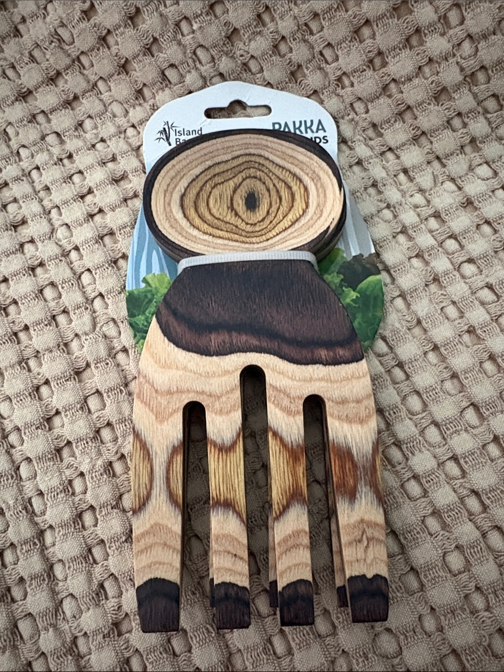 Pakka Wooden Salad Hands- Brown & Tan